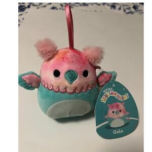 Squishmallows | NWT Gala the Griffon 4" - Squish date 11.23.2021